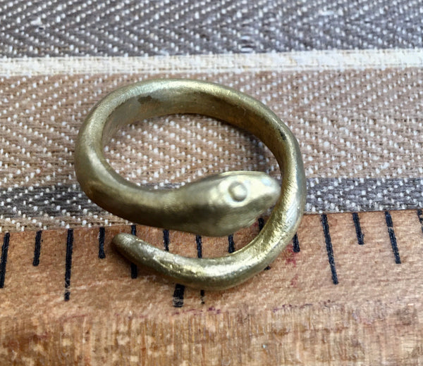 Adjustable brass snake ring