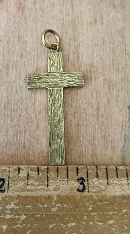 Textured cross