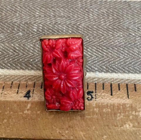 Adjustable coral glass floral ring